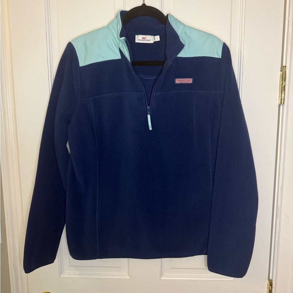 Vineyard Vines Navy and Light Blue Crew Neck Sweater